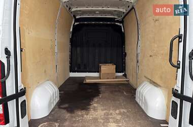 Грузовой фургон Renault Master 2020 в 