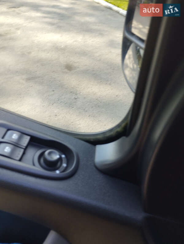 Грузовой фургон Renault Master 2016 в Ровно