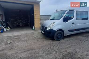 Грузопассажирский фургон Renault Master 2010 в 