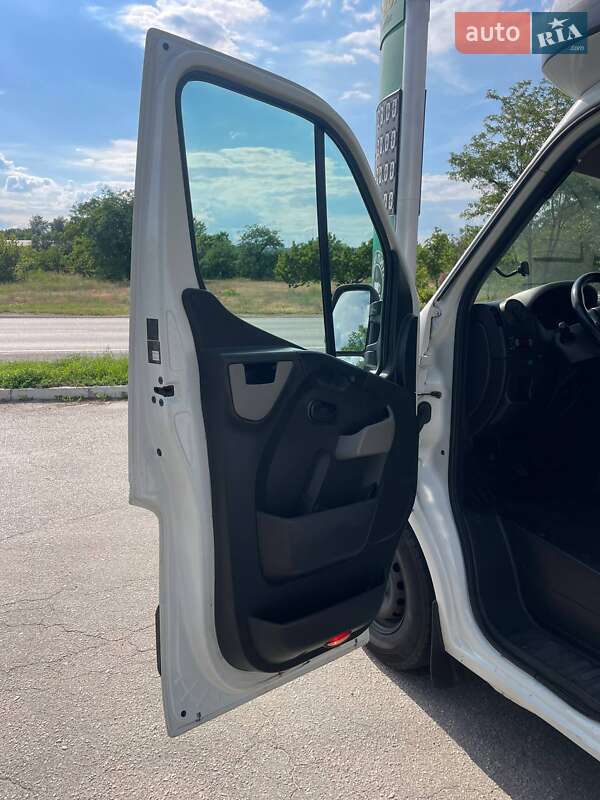 Рефрижератор Renault Master 2013 в Днепре
