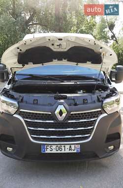 Вантажний фургон Renault Master 2020 в 