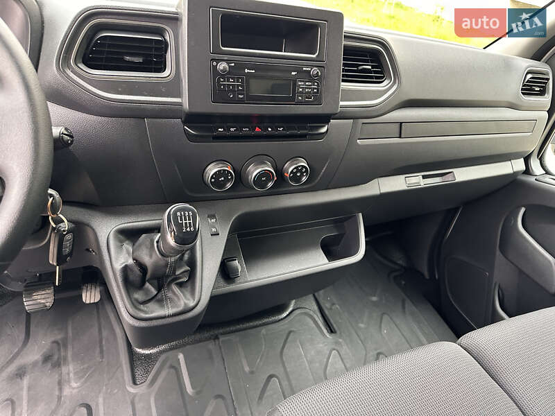 Грузовой фургон Renault Master 2020 в Дубно