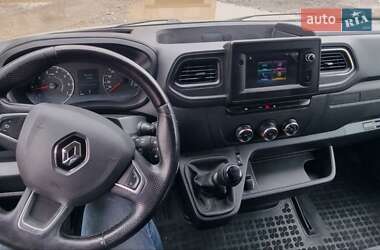 Грузовой фургон Renault Master 2023 в 