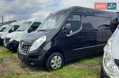 Вантажний фургон Renault Master 2016 в Івано-Франківську