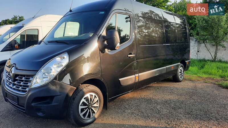 Грузовой фургон Renault Master 2017 в Ивано-Франковске