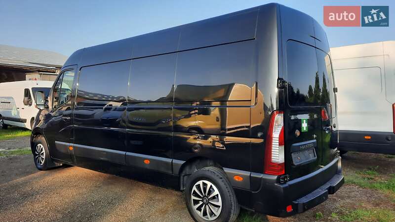 Грузовой фургон Renault Master 2017 в Ивано-Франковске