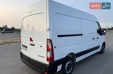 Грузовой фургон Renault Master 2021 в 