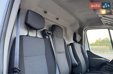 Грузовой фургон Renault Master 2021 в 