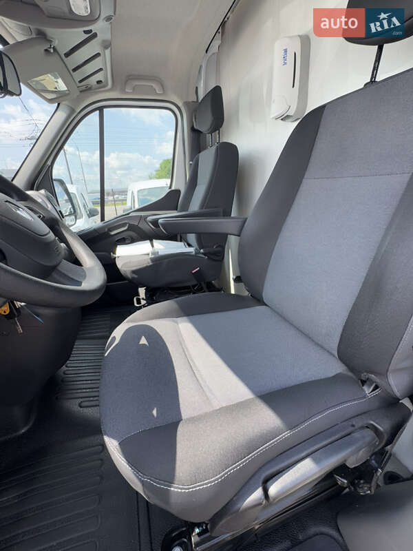 Грузовой фургон Renault Master 2018 в Киеве