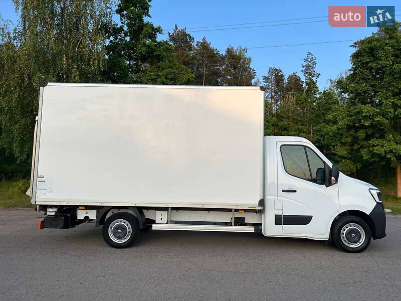 Вантажний фургон Renault Master 2021 в Києві