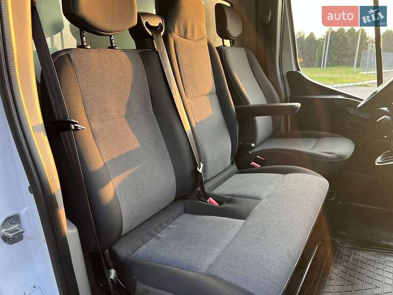 Вантажний фургон Renault Master 2021 в Києві