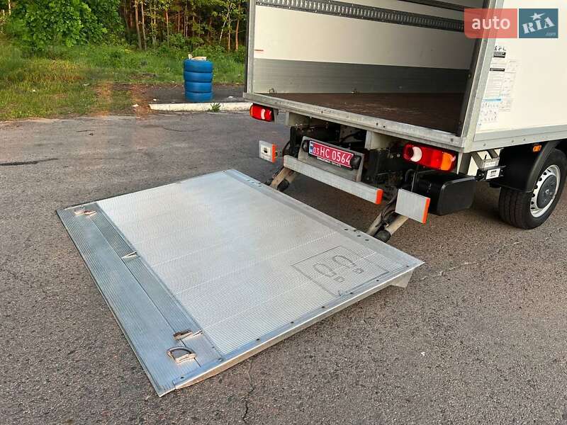Вантажний фургон Renault Master 2021 в Києві