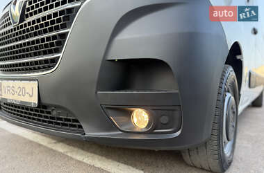 Вантажний фургон Renault Master 2022 в 