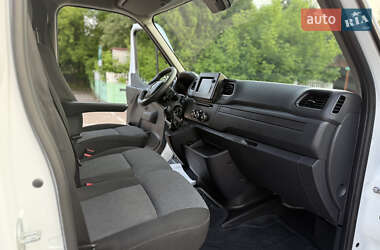 Вантажний фургон Renault Master 2022 в 