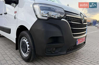 Грузовой фургон Renault Master 2021 в 