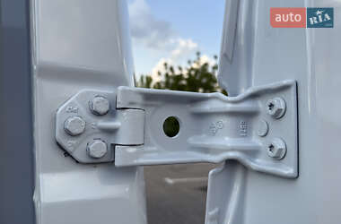 Грузовой фургон Renault Master 2021 в 
