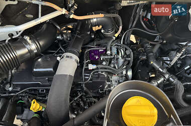 Грузовой фургон Renault Master 2021 в 