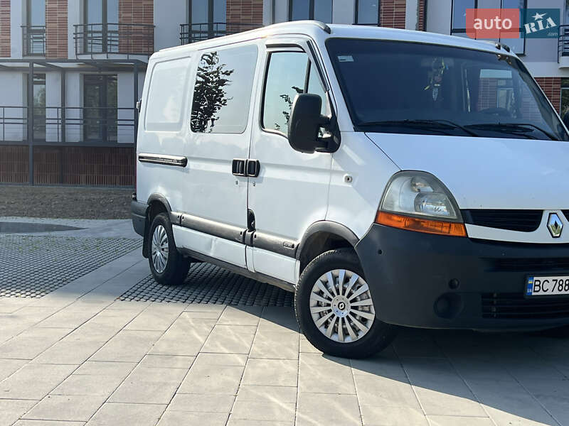 Вантажний фургон Renault Master 2006 в Самборі
