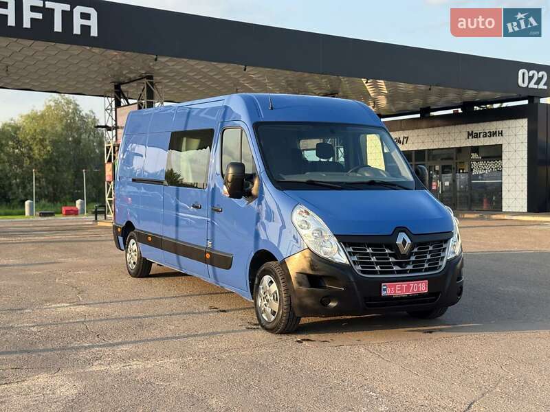 Грузопассажирский фургон Renault Master 2017 в Дубно