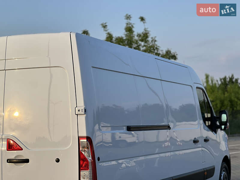 Грузовой фургон Renault Master 2022 в Дубно