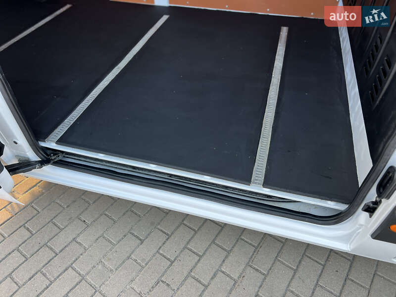 Грузовой фургон Renault Master 2022 в Дубно