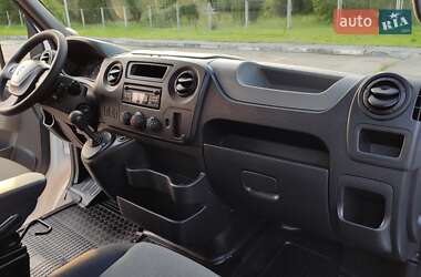 Грузовой фургон Renault Master 2017 в 