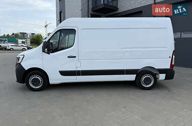 Грузовой фургон Renault Master 2022 в 