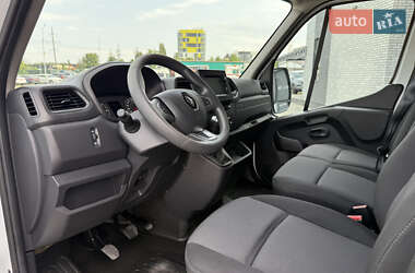 Грузовой фургон Renault Master 2022 в 