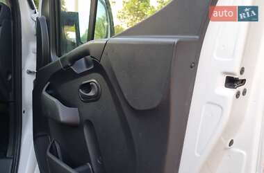 Грузовой фургон Renault Master 2019 в 