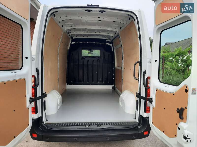 Грузовой фургон Renault Master 2020 в Умани