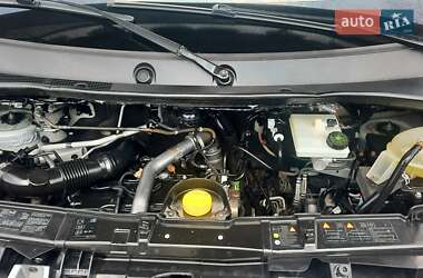 Грузопассажирский фургон Renault Master 2014 в 