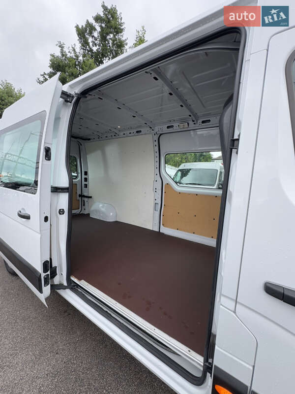 Грузовой фургон Renault Master 2020 в Киеве