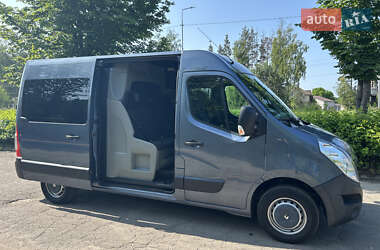 Грузопассажирский фургон Renault Master 2018 в 