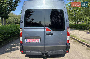 Грузопассажирский фургон Renault Master 2018 в 