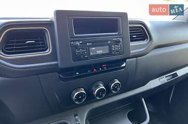 Вантажний фургон Renault Master 2021 в 