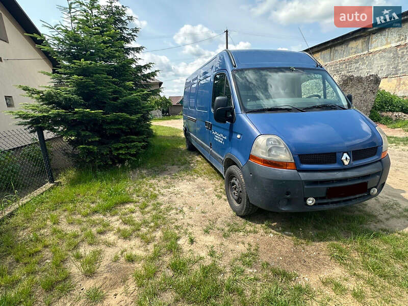 Вантажний фургон Renault Master 2005 в Львові
