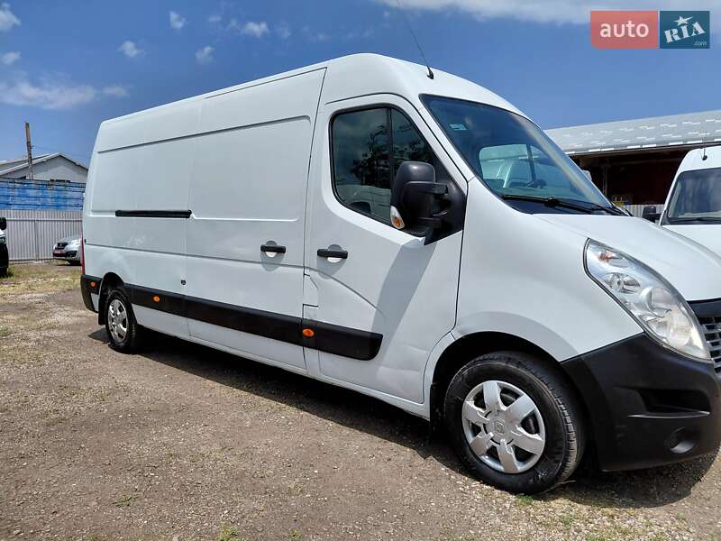 Грузовой фургон Renault Master 2017 в Ивано-Франковске