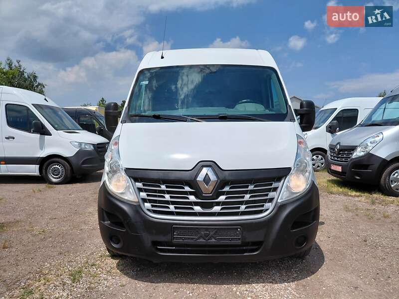 Грузовой фургон Renault Master 2017 в Ивано-Франковске