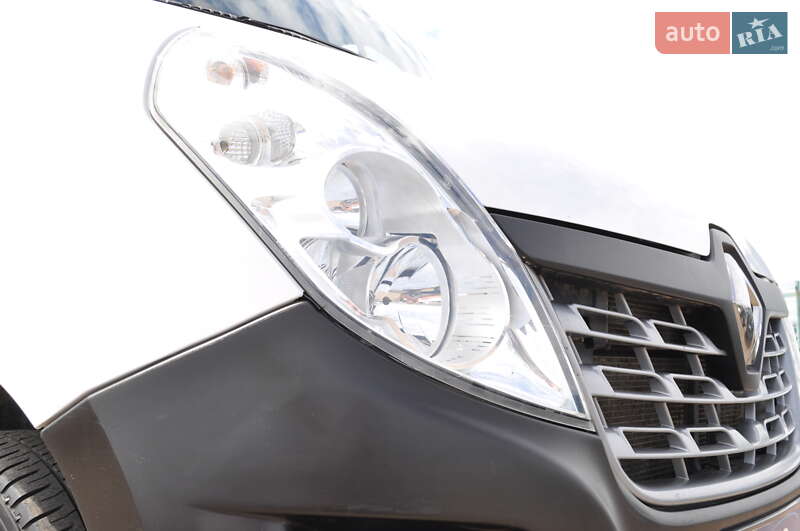 Грузопассажирский фургон Renault Master 2018 в Киеве