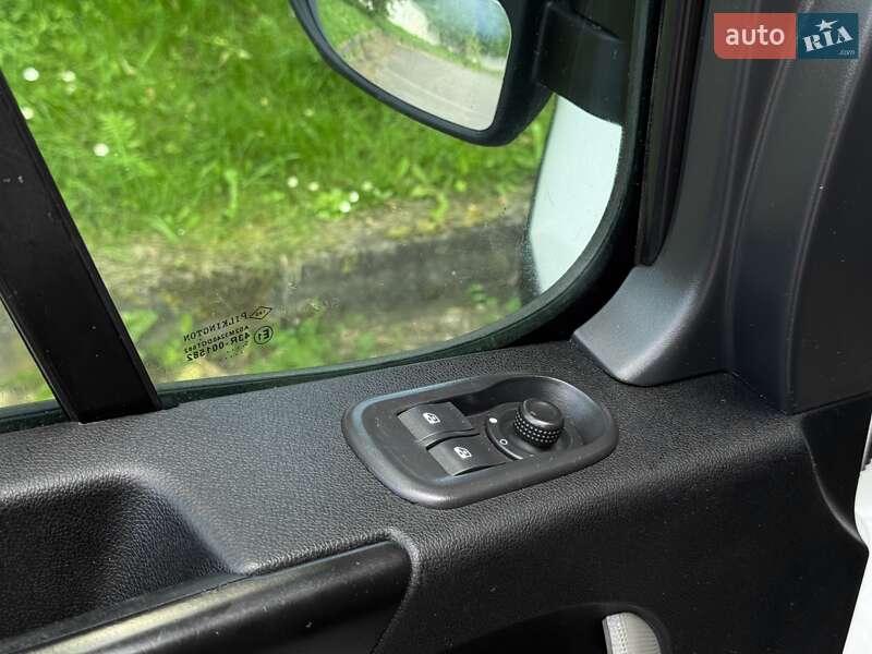 Автовоз Renault Master 2015 в Тернополе
