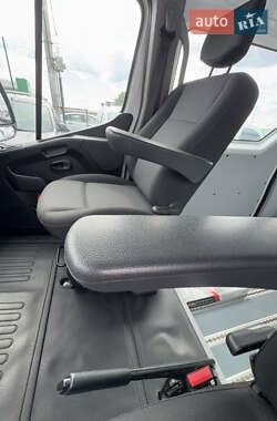 Микроавтобус Renault Master 2020 в 