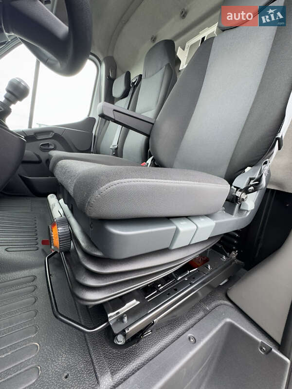Грузовой фургон Renault Master 2021 в Киеве фото 20 Грузовой фургон Renault Master 2021 в Киеве
