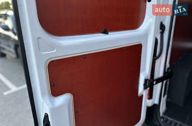 Грузовой фургон Renault Master 2021 в 