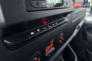 Грузовой фургон Renault Master 2021 в 