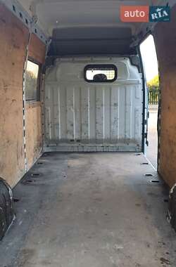 Грузовой фургон Renault Master 2008 в 