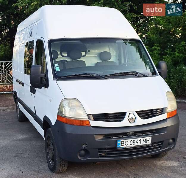 Грузовой фургон Renault Master 2008 в 