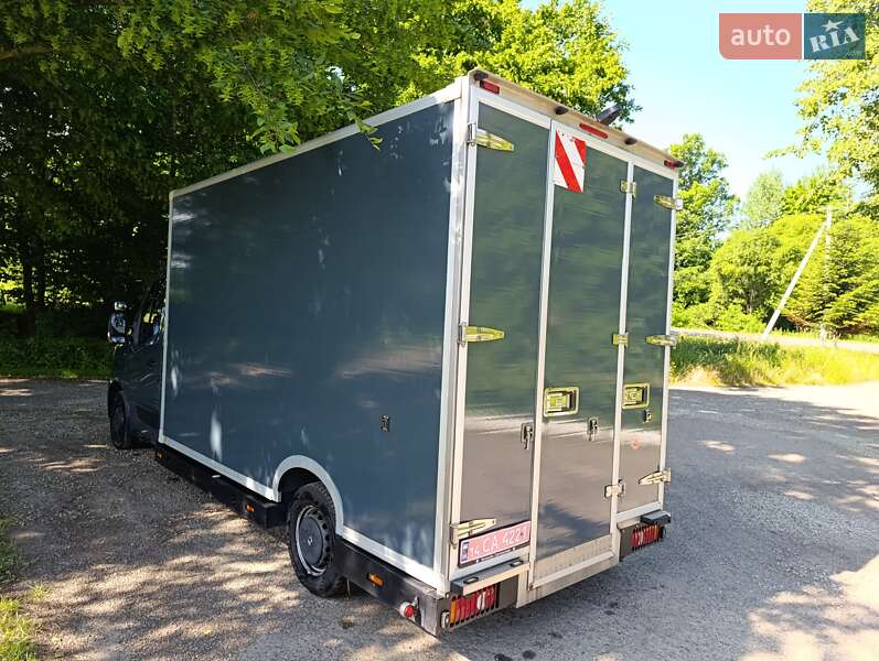 Грузовой фургон Renault Master 2021 в Стрые