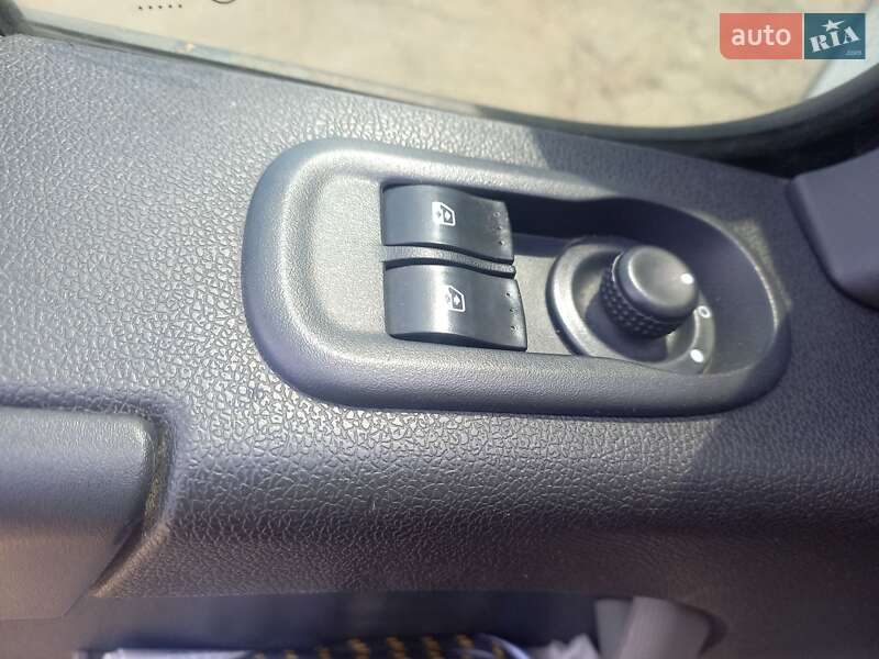 Вантажний фургон Renault Master 2010 в Києві
