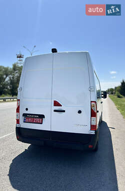 Грузовой фургон Renault Master 2021 в 