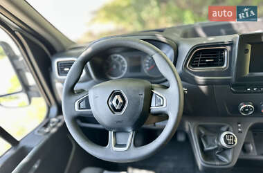Грузовой фургон Renault Master 2021 в 